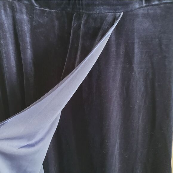 Surplice Neck Navy Velour Dress - Picture 4 of 5